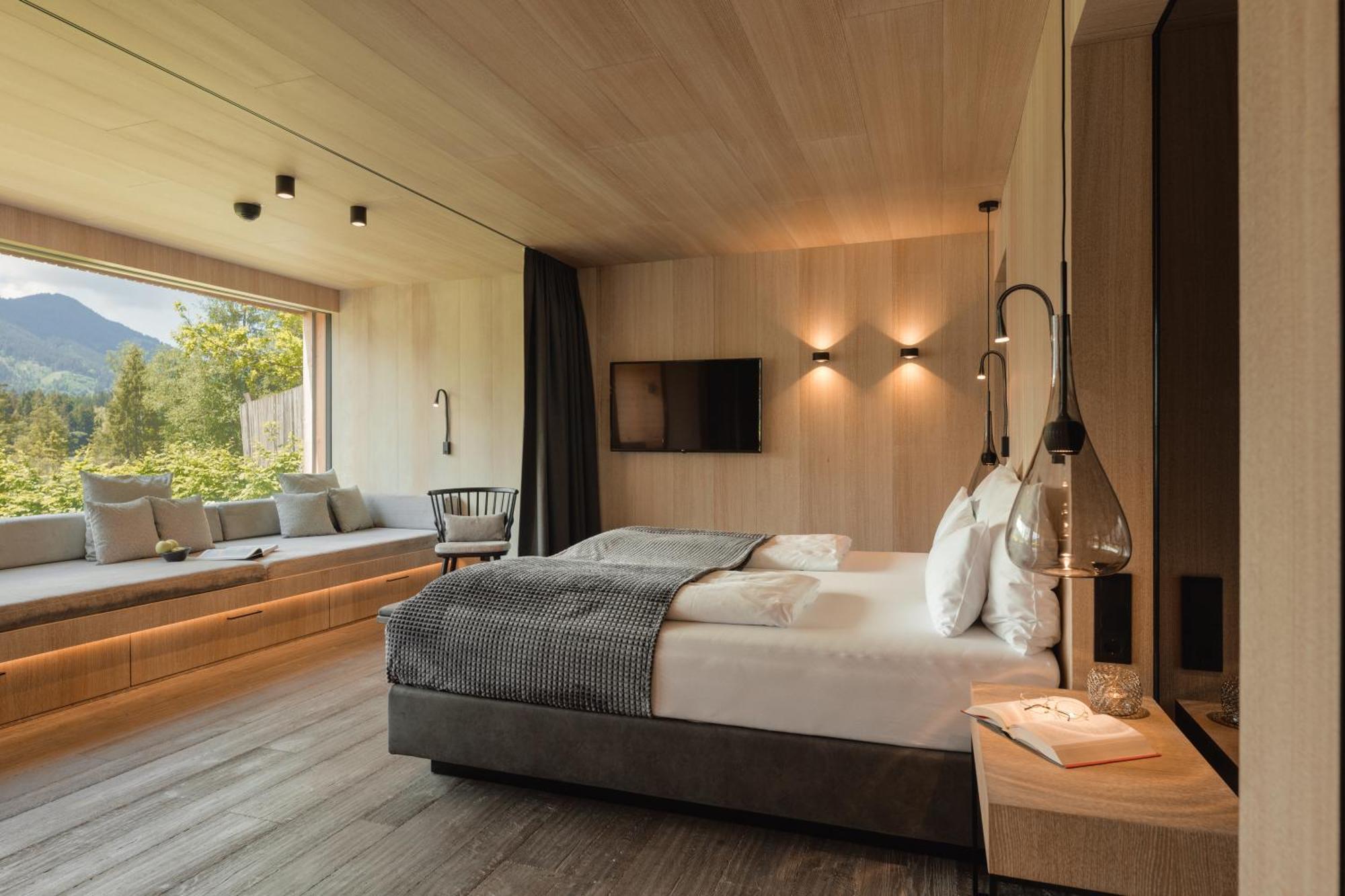 Alpenhotel Am Schwarzsee 4*